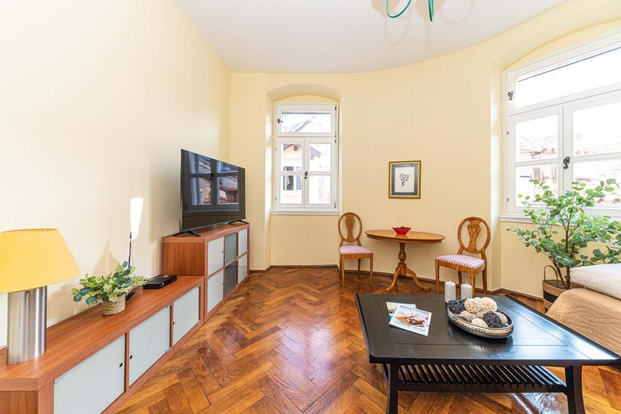 Appartement Within Ancient Walls Split