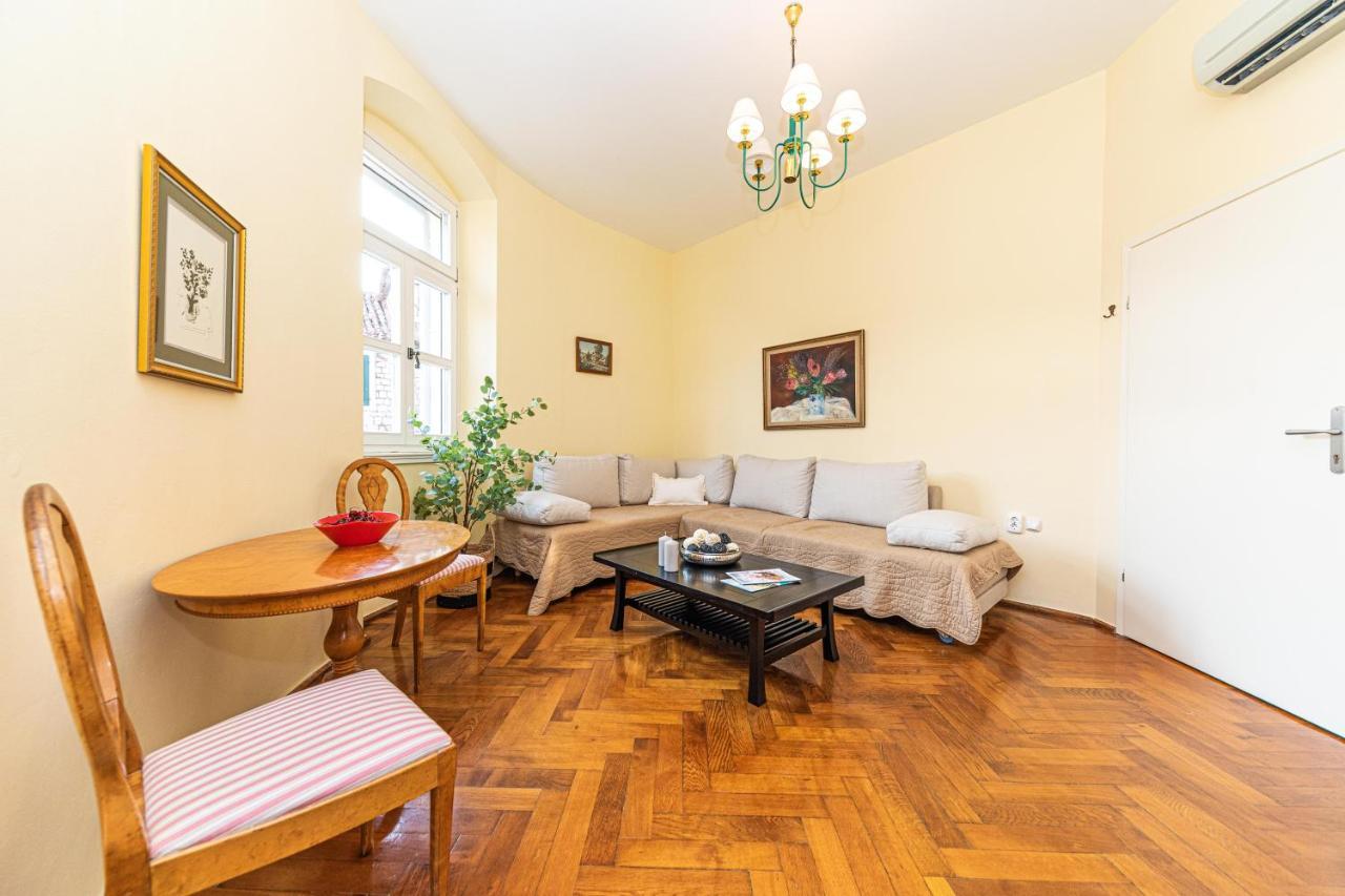 Appartement Within Ancient Walls Split